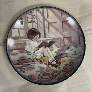 Jessie Wilcox Smith Picture-Books in Winter Art Collector Plate Vintage Decor